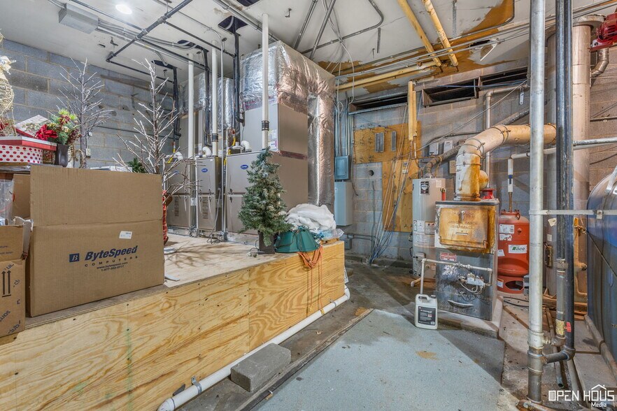 More Photos Of 915 9th St, Wichita Falls Office For Sale