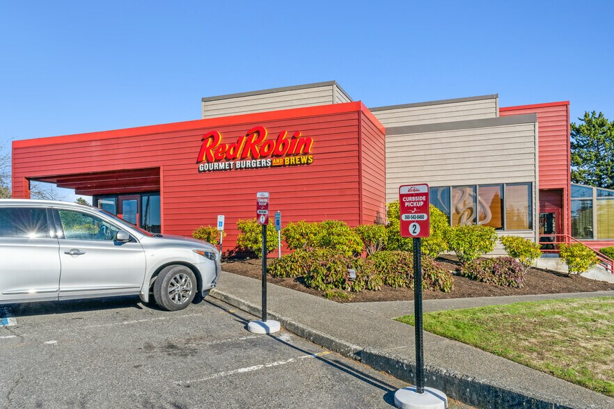 More Photos Of 1 Bellis Fair Pky, Bellingham General Retail For Lease