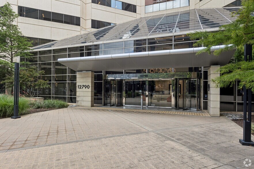 More Photos Of 12750 Merit Dr, Dallas Unknown For Lease