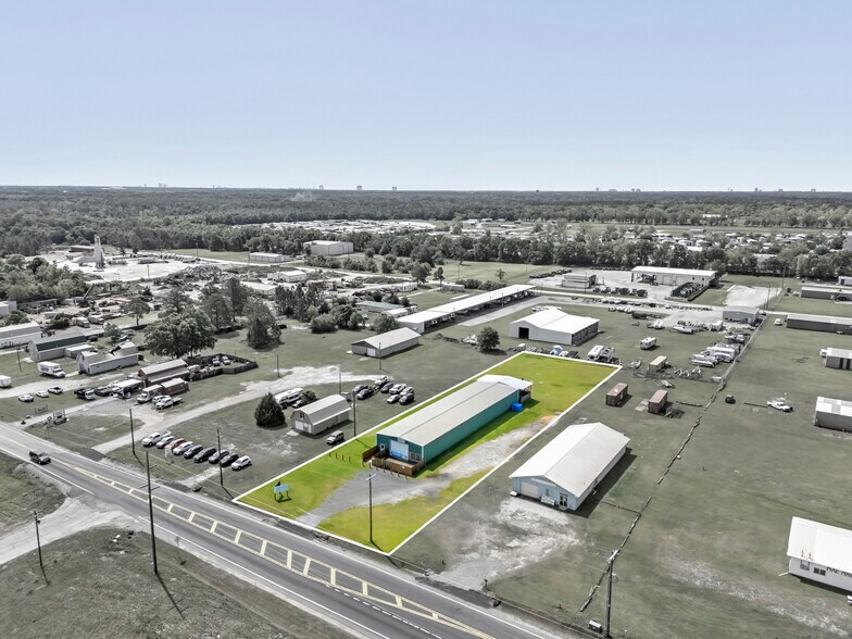 More Photos Of 18080 County Road 12 S, Foley Flex For Lease