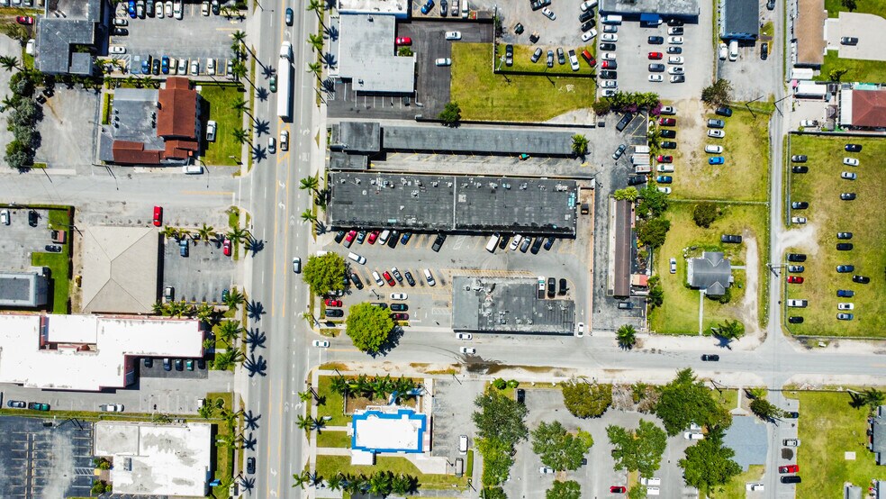 More Photos Of 854 N Krome Ave, Homestead Drugstore For Sale