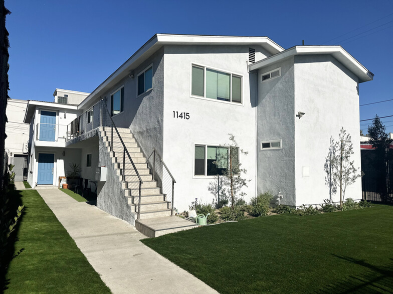 Primary Photo Of 11415 Miranda St, North Hollywood Apartments For Sale