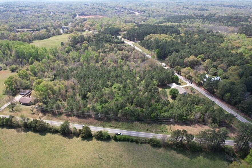 More Photos Of 10785 Reidville Rd, Greer Unknown For Lease