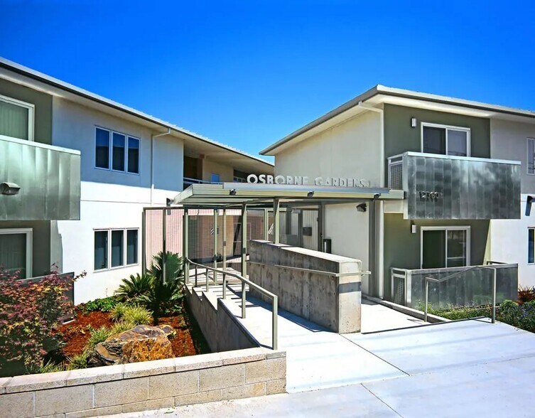 Primary Photo Of 12360 Osborne St, Pacoima Apartments For Sale