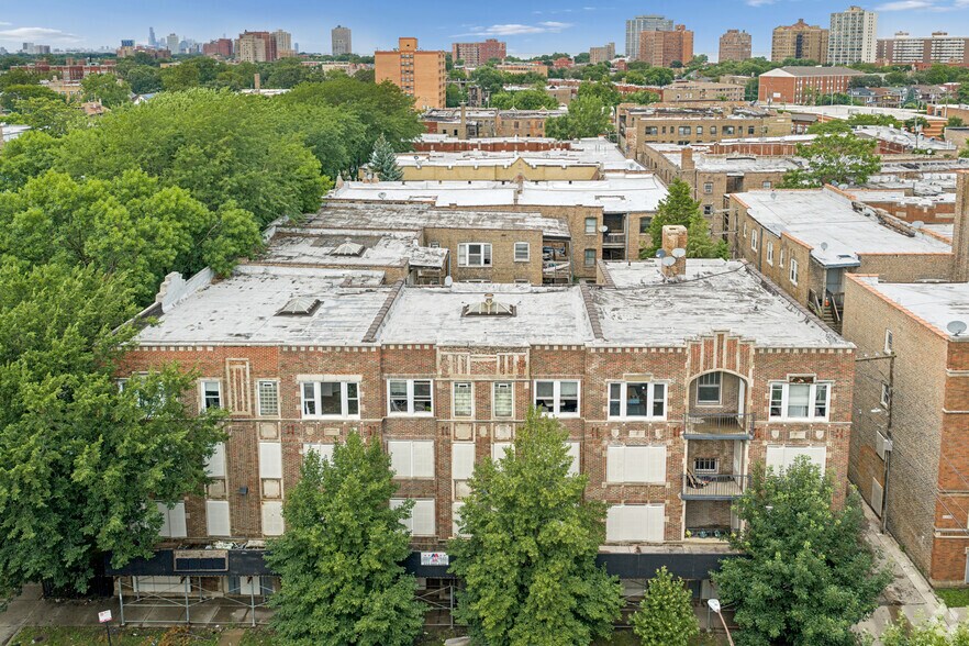 More Photos Of 7549 S Kingston Ave, Chicago Apartments For Sale