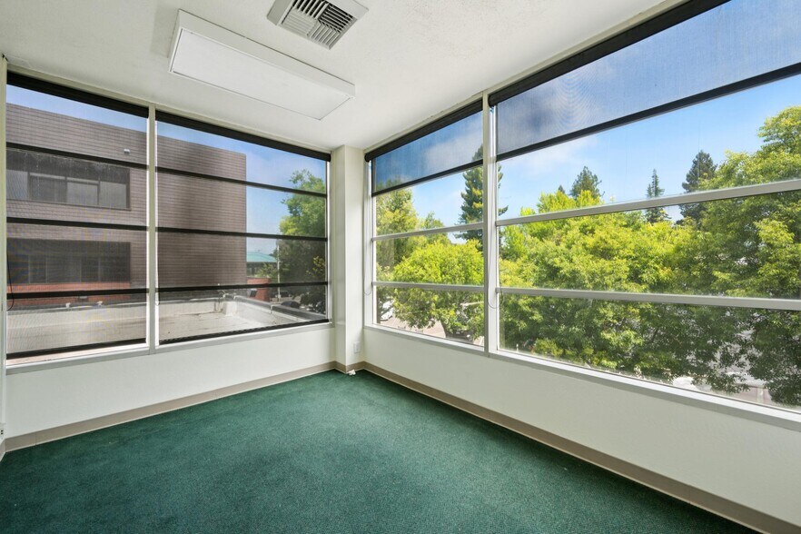 More Photos Of 801 4th St, Santa Rosa Office For Sale