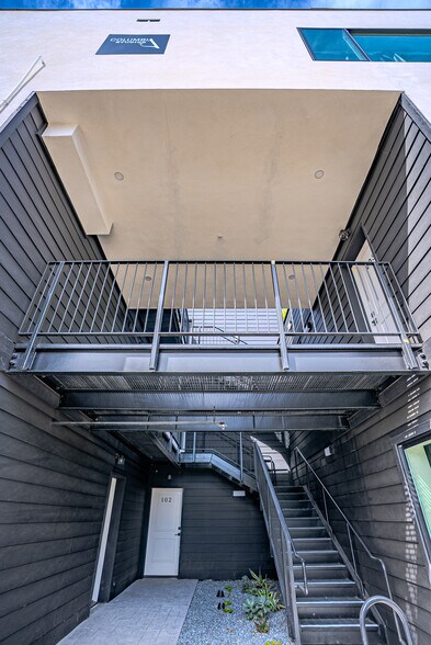 More Photos Of 2519 Columbia St, San Diego Apartments For Sale