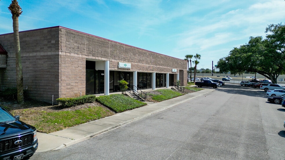 More Photos Of 528 Northlake Blvd, Altamonte Springs Unknown For Lease