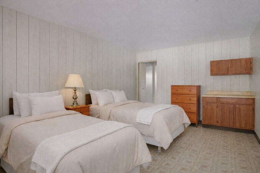 More Photos Of 9 Solway Rd, Saugerties Specialty For Sale