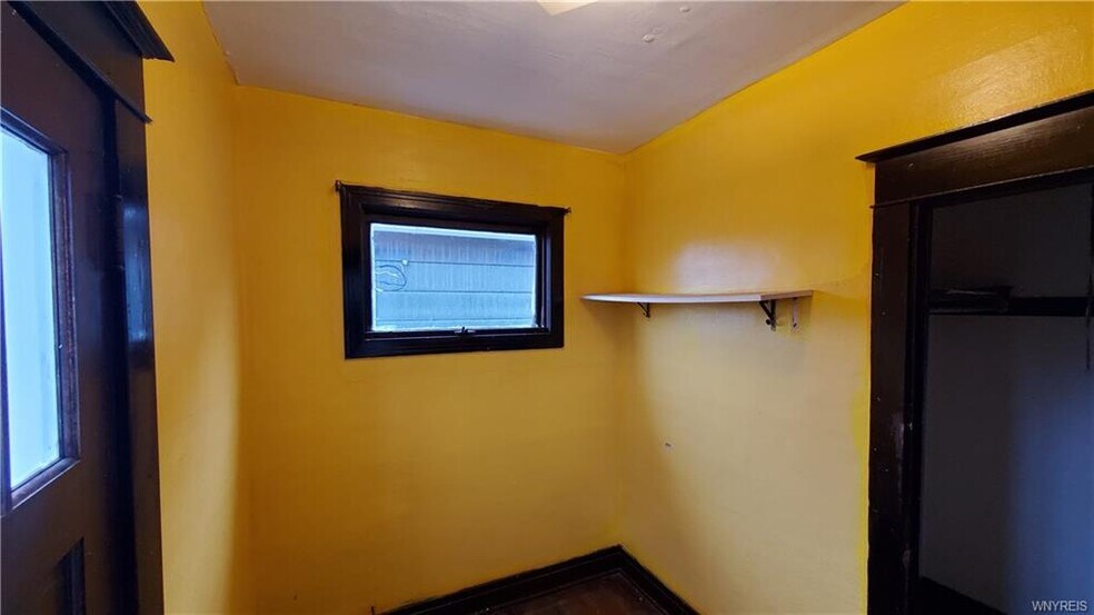 More Photos Of 76 Block St, Buffalo Apartments For Sale