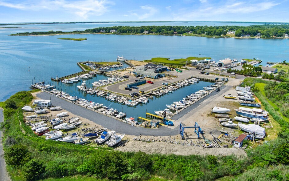 Primary Photo Of 215 Atlantic Ave, East Moriches Marina For Sale
