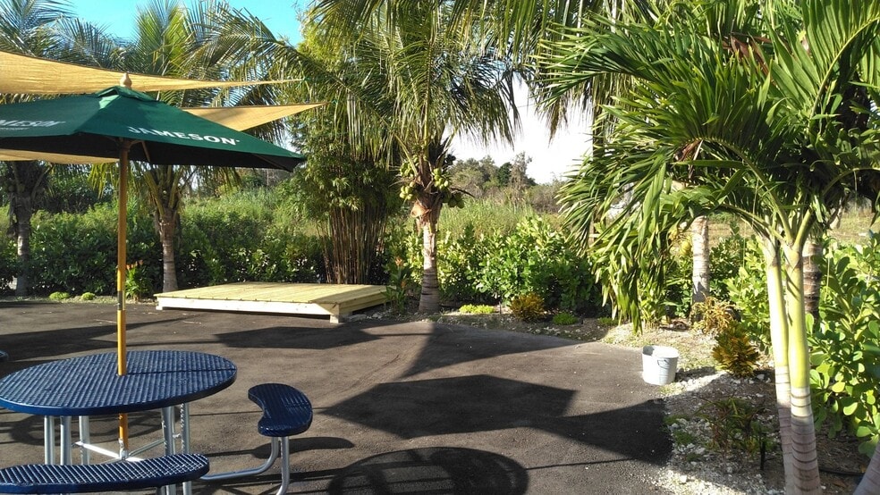 More Photos Of 35800 S Dixie Hwy, Florida City Restaurant For Sale