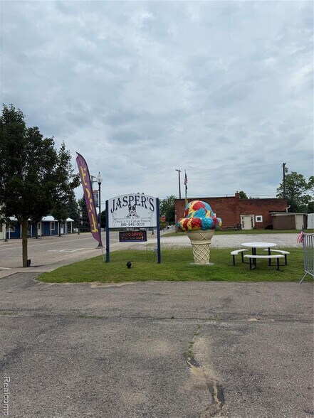 More Photos Of 6400 Detroit St, Otter Lake Freestanding For Sale