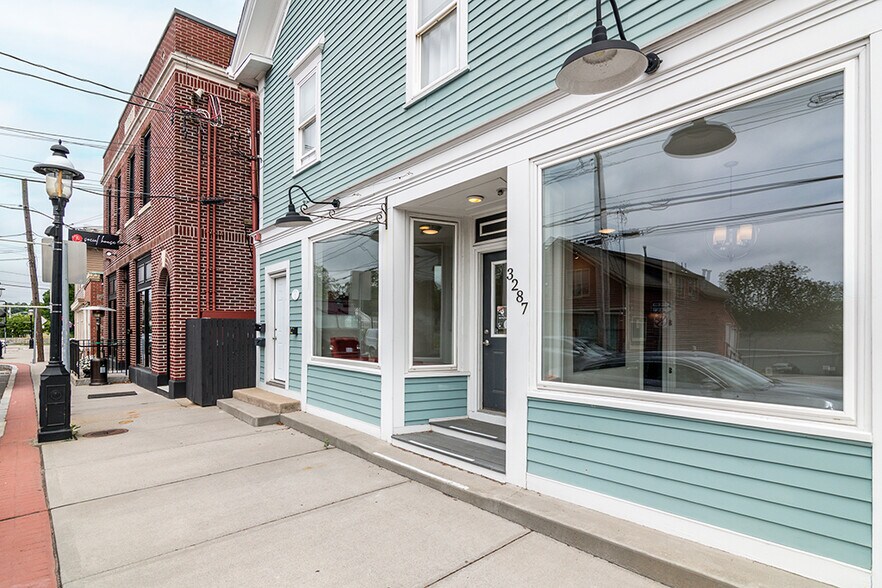 More Photos Of 3287 Post Rd, Warwick Storefront Retail Office For Lease