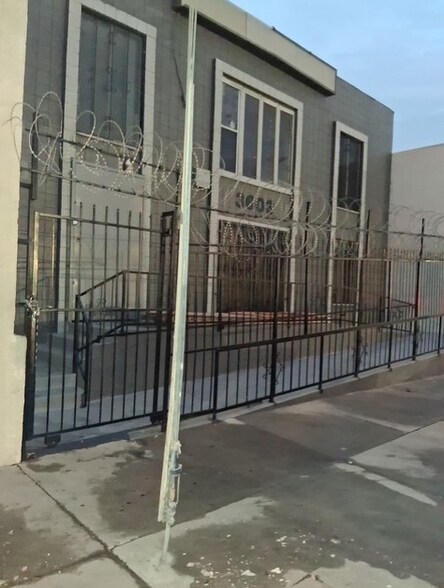 More Photos Of 3603 E Olympic Blvd, Los Angeles Warehouse For Sale