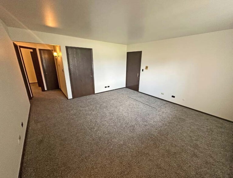 More Photos Of 1337 Willow Ct, Schererville Apartments For Sale