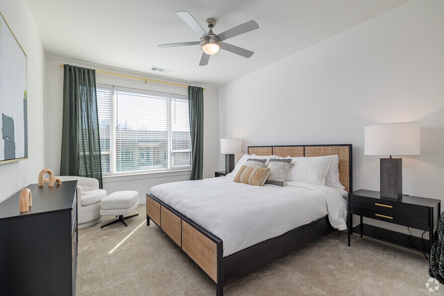 More Photos Of 1350 Dresden Dr, Brookhaven Apartments For Lease