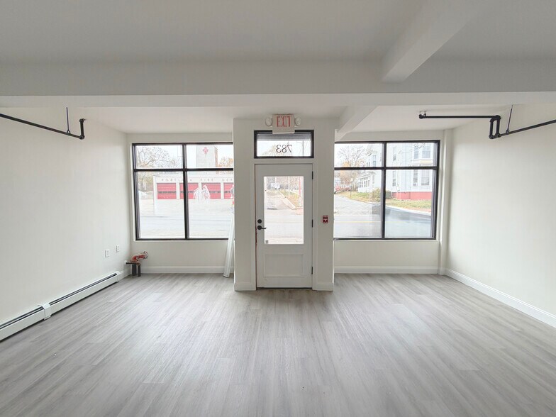 More Photos Of 785 Congress St, Portland Storefront Retail Office For Lease
