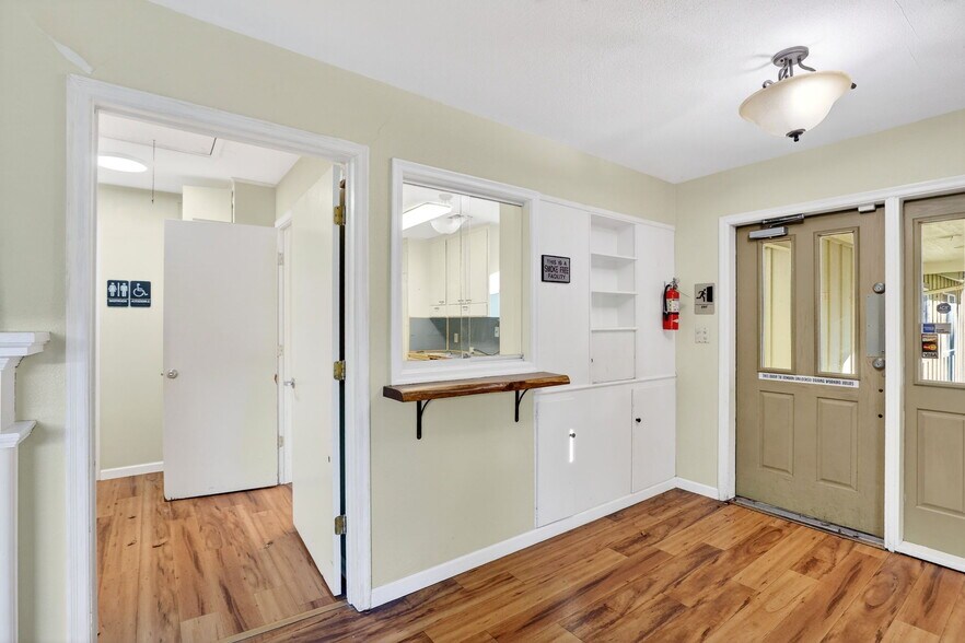 More Photos Of 2596 12th Pl SE, Salem Medical For Sale