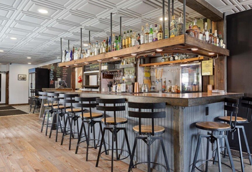 More Photos Of 454 William Ave, Davis Restaurant For Sale