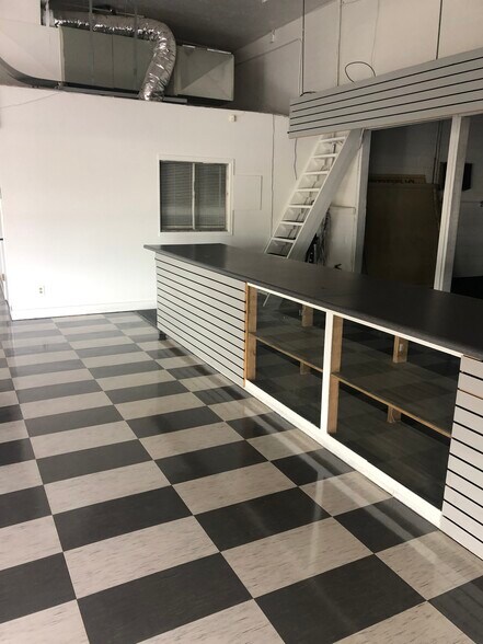 More Photos Of 2217 E Main St, Mesa Freestanding For Lease