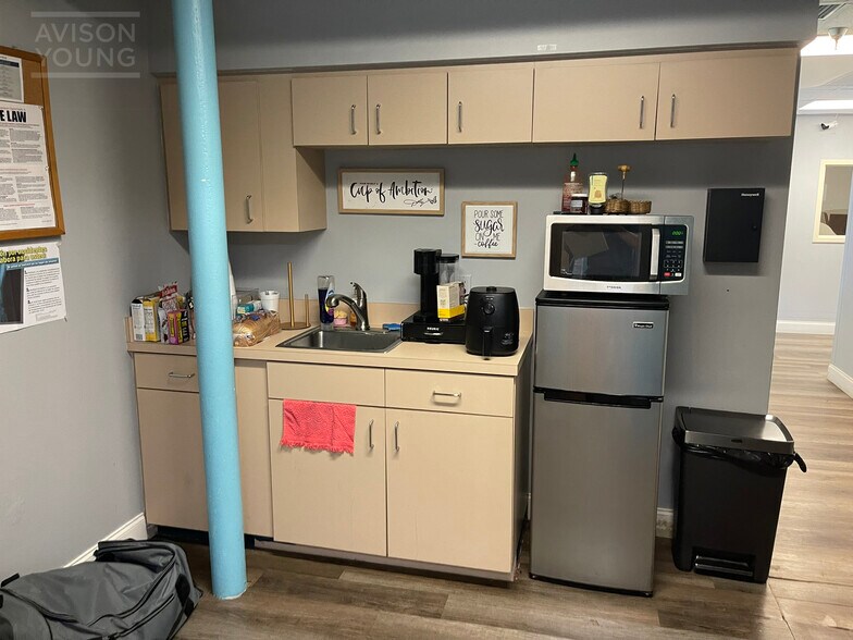 More Photos Of 300 Franklin St, Ocoee Office For Sale