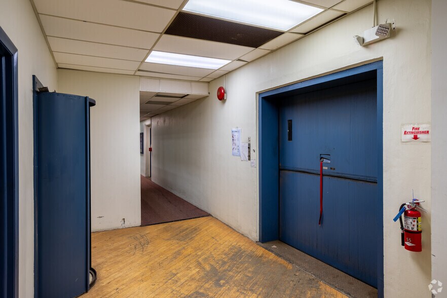 More Photos Of 221 Oriskany St E, Utica Office For Lease