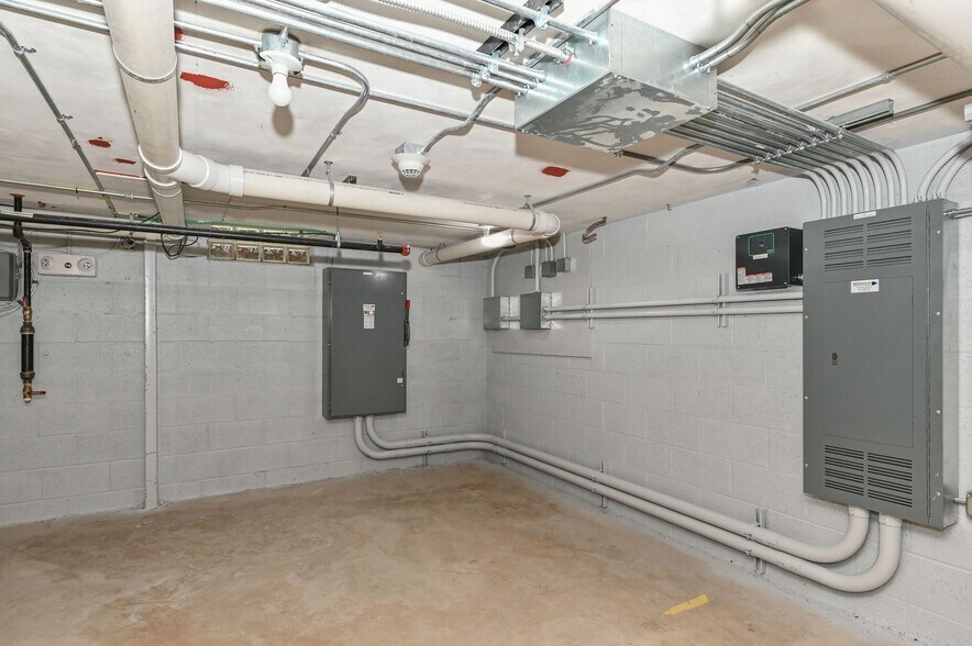 More Photos Of 8726 W Mill Rd, Milwaukee Assisted Living For Sale