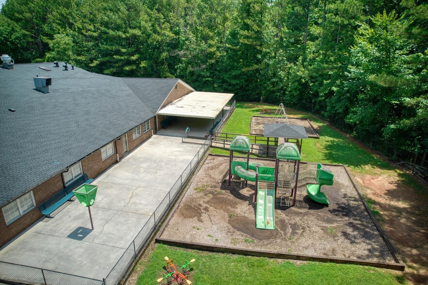 More Photos Of 2081 Mesa Valley Way, Austell Specialty For Sale