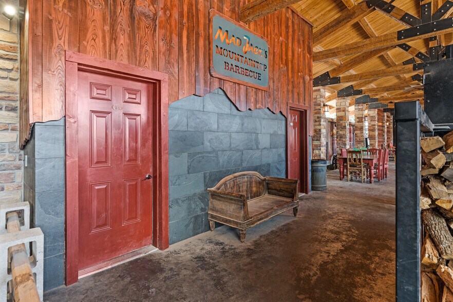 More Photos Of 105 James Canyon Highway, Cloudcroft Restaurant For Sale