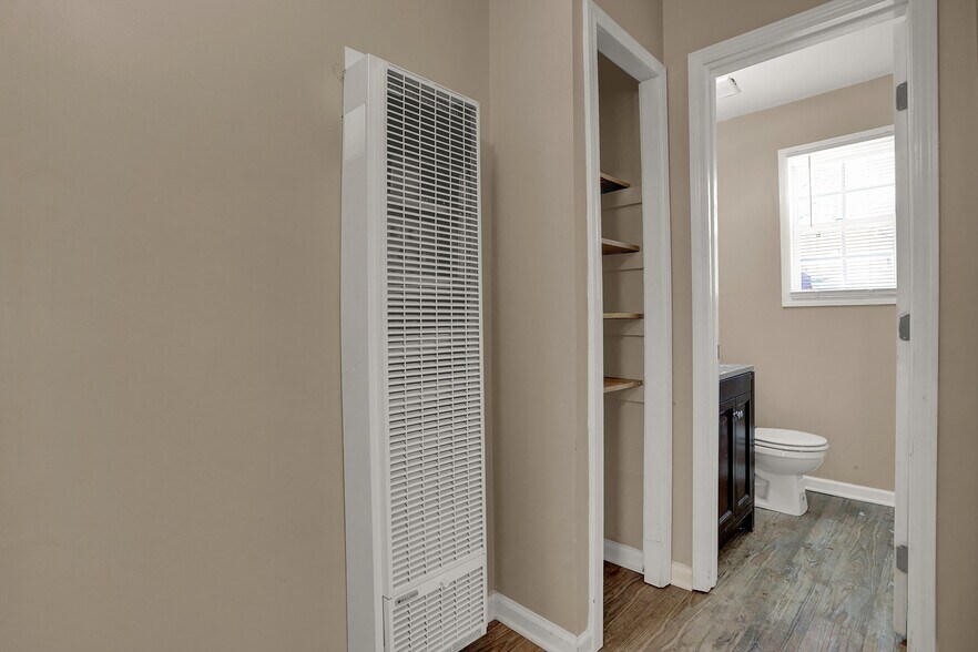 More Photos Of 1572 Hanauer St, Memphis Apartments For Sale