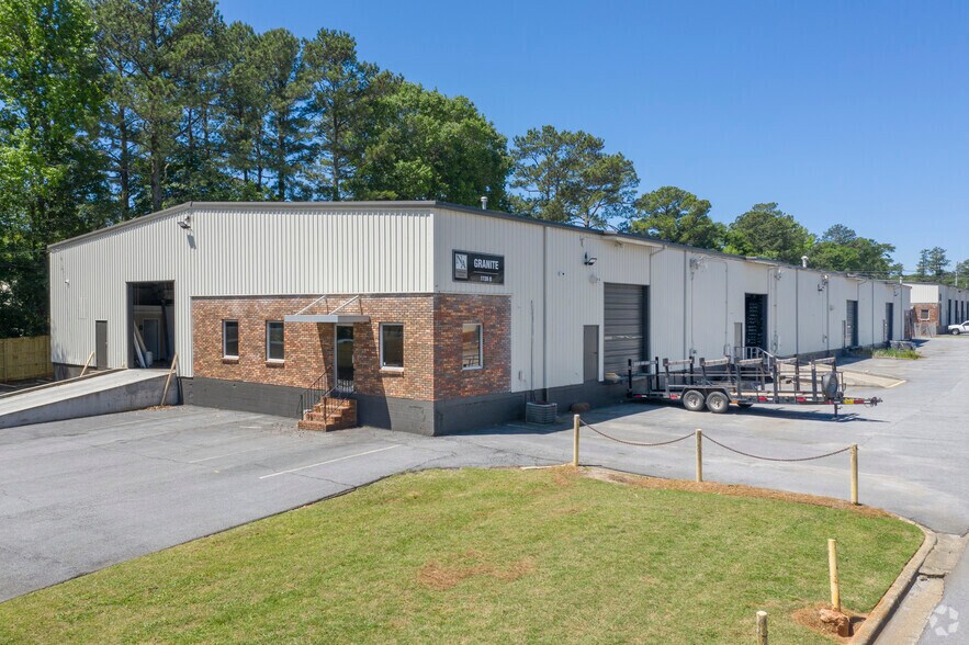Primary Photo Of 1720 McCoba Dr SE, Smyrna Warehouse For Lease