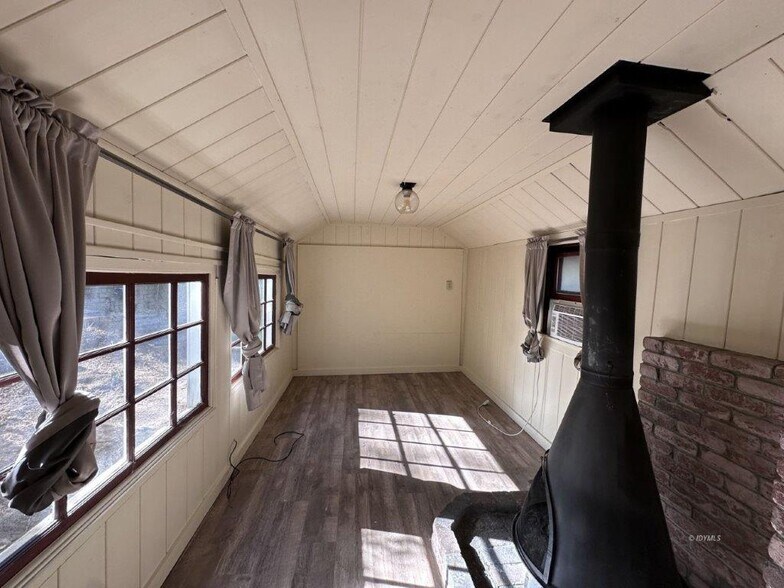 More Photos Of , Idyllwild-Pine Cove Multifamily For Sale