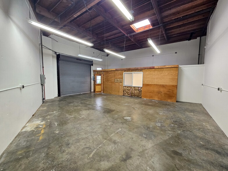 More Photos Of 67 Galli Dr, Novato Flex For Lease