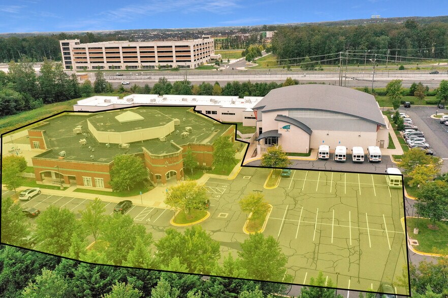 More Photos Of 43629 Greenway Corporate Dr, Ashburn Schools For Lease