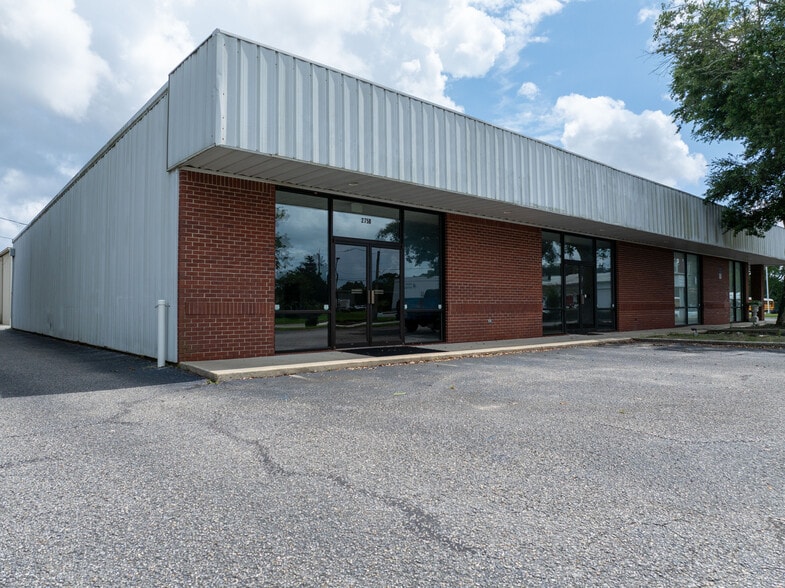 More Photos Of 275 W Airport Blvd, Pensacola Storefront Retail Office For Lease