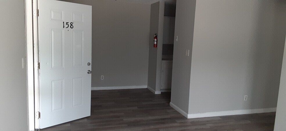 More Photos Of 1000 Broadmeadow Dr, Monticello Apartments For Sale