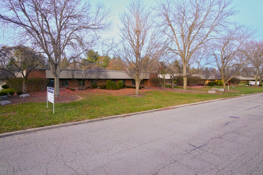 More Photos Of 2356-2370 Science Pky, Okemos Office For Lease