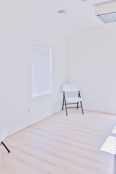 More Photos Of 16962 Manchester Rd, Grover Office For Sale