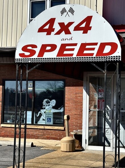 More Photos Of 7216 Ritchie Hwy, Glen Burnie Freestanding For Sale