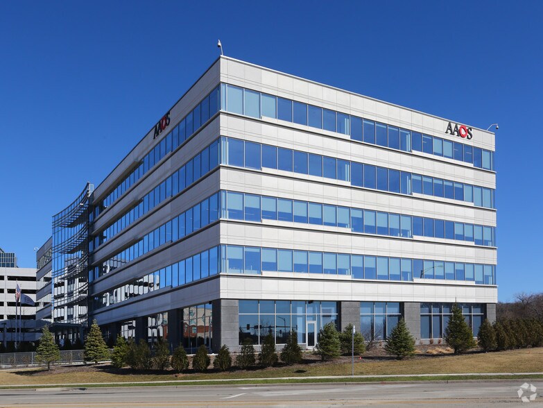 More Photos Of 9400 W Higgins Rd, Rosemont Office For Lease