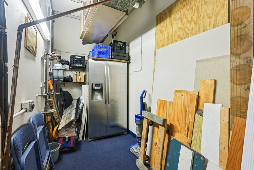 More Photos Of 320 Beverly Rancocas Rd, Willingboro Storefront For Sale