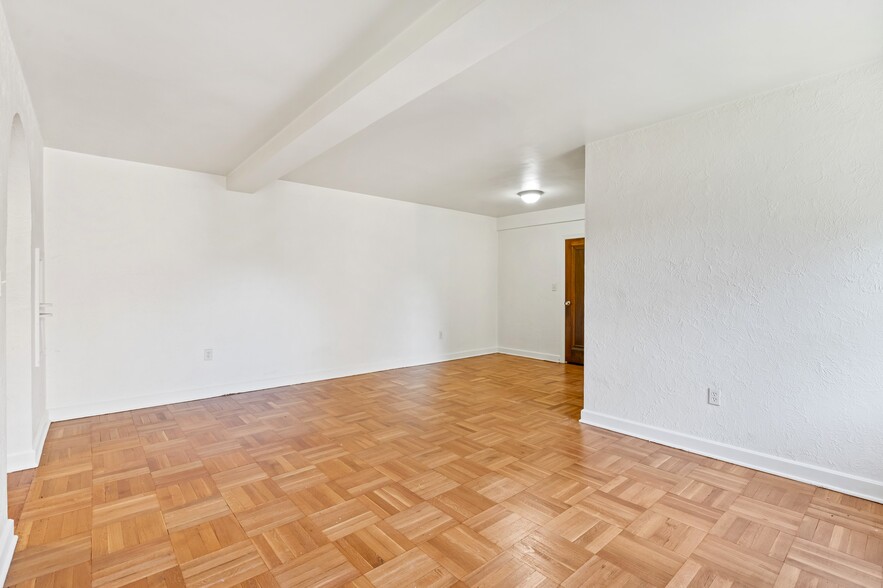 More Photos Of 3336 Brownsville Rd, Pittsburgh Apartments For Sale