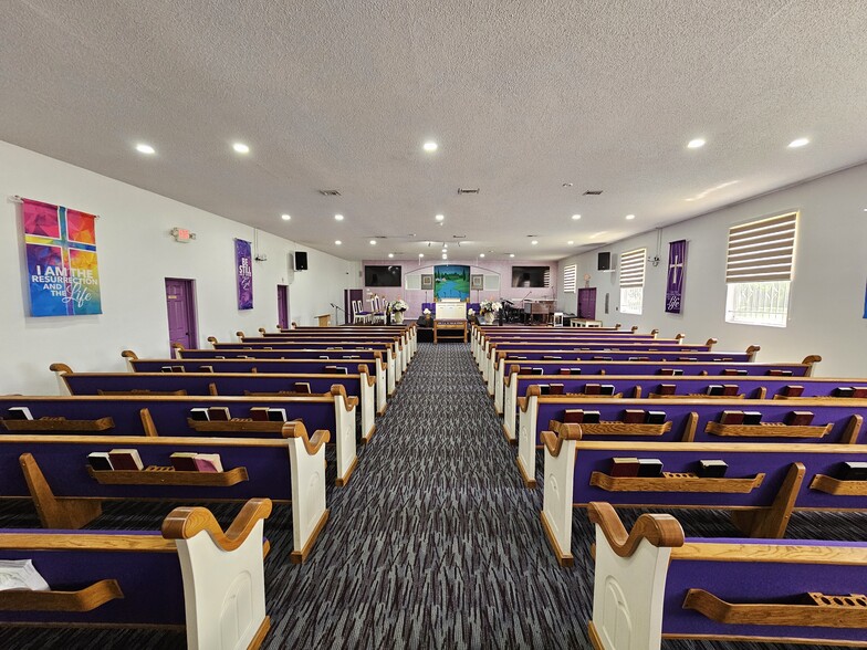 More Photos Of 17001 NW 20th Ave, Miami Gardens Religious Facility For Lease