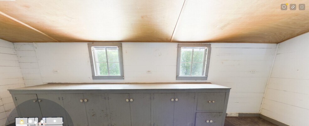 More Photos Of 21076 US Highway 45, Citronelle Manufacturing For Sale