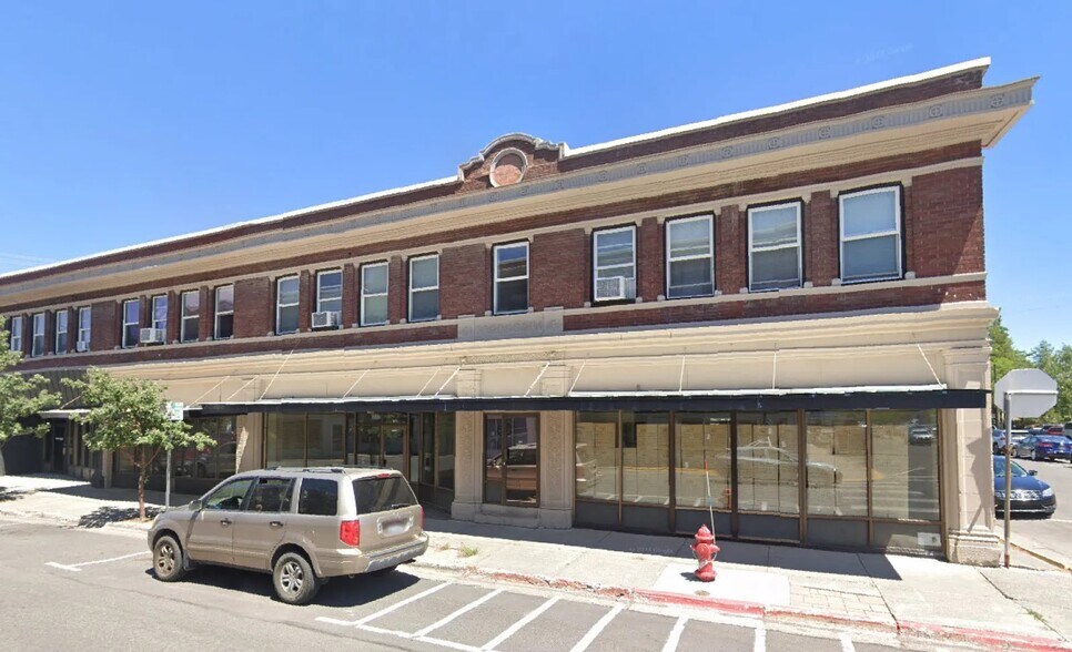 More Photos Of 19-33 College Ave, Rexburg General Retail For Lease