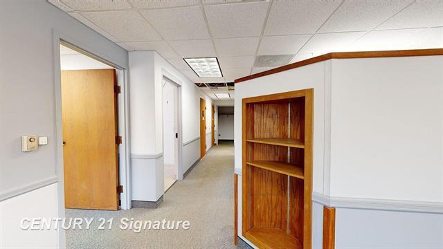 More Photos Of 2122 E Hemphill Rd, Burton Warehouse For Sale