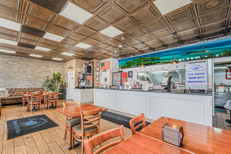 More Photos Of , Freeport General Retail For Sale