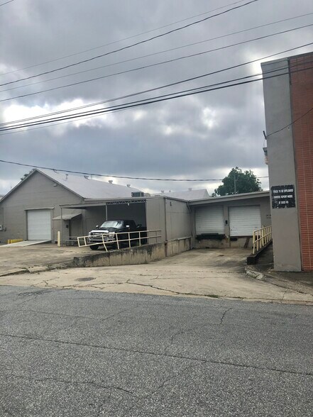 More Photos Of 1342 Webster Ave, Columbus Light Distribution For Sale