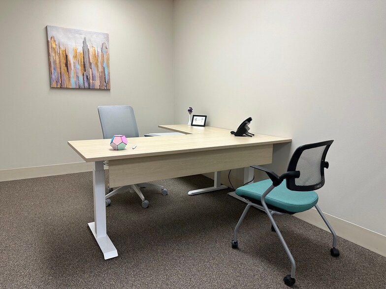 More Photos Of 231 S Bemiston Ave, Clayton Coworking Space